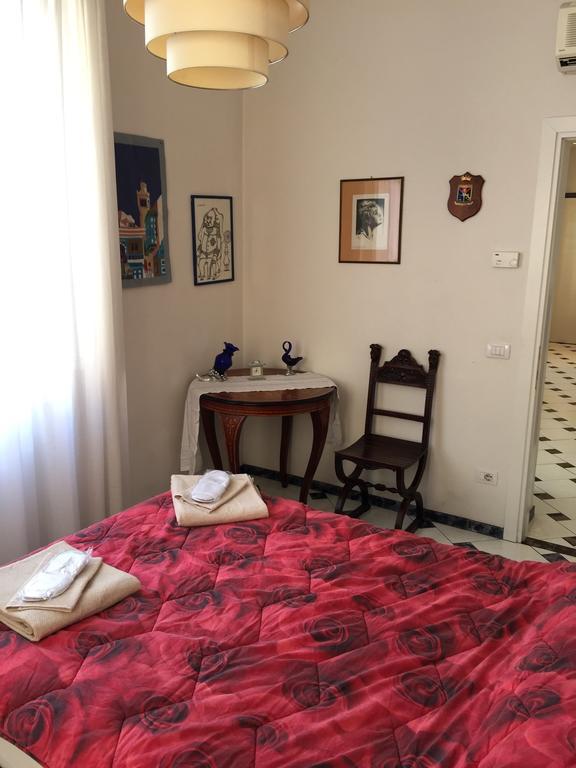Appartamento Piazza San Marco Firenze Szoba fotó